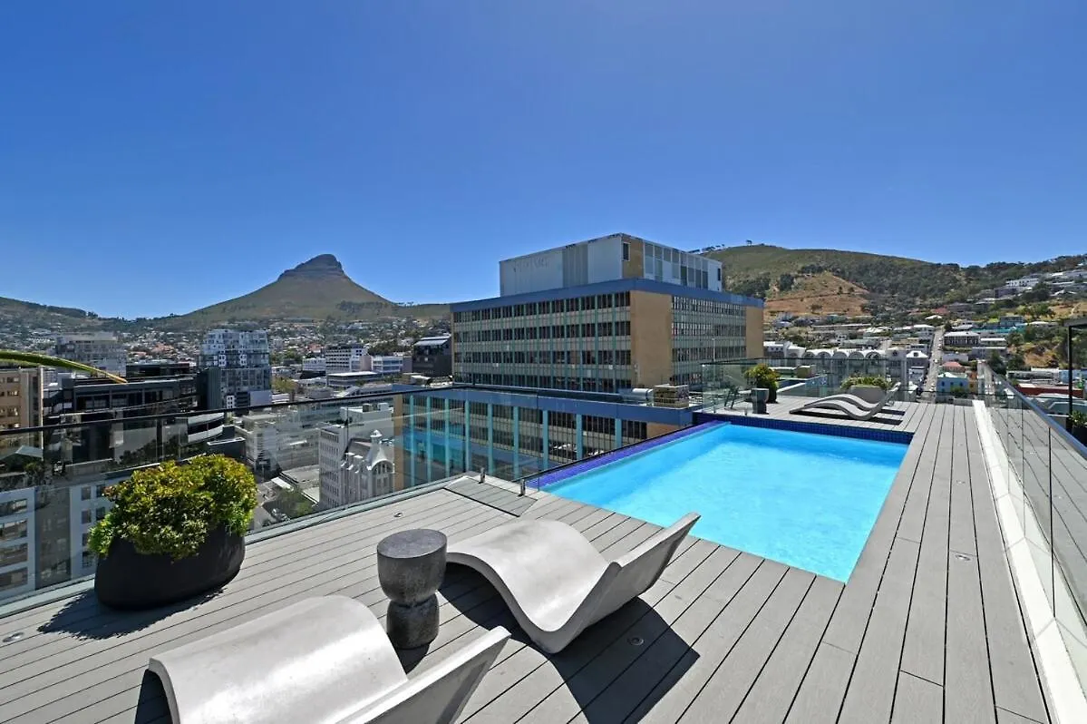Daire Halo - Sleek Urban Studio At The Tokyo Cape Town